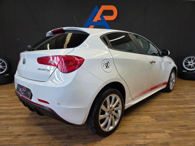 ALFA ROMEO Giulietta usata, con Autoradio