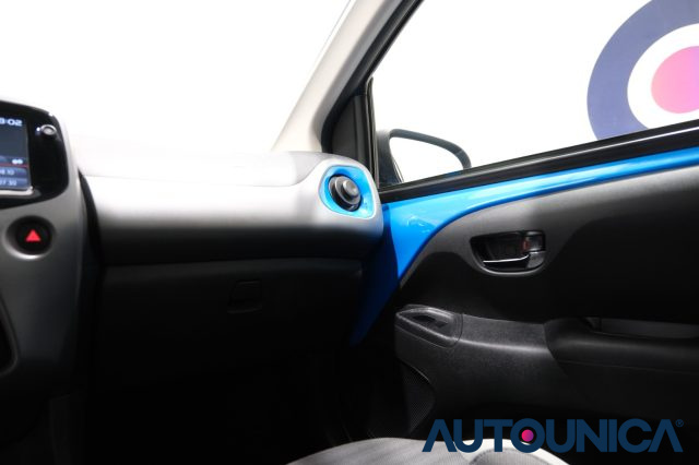 TOYOTA Aygo usata 33