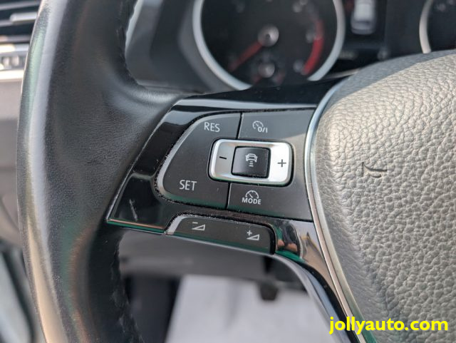 VOLKSWAGEN Tiguan usata, con Adaptive Cruise Control