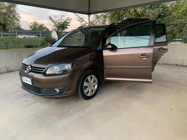 VOLKSWAGEN Touran usata, con Chiusura centralizzata