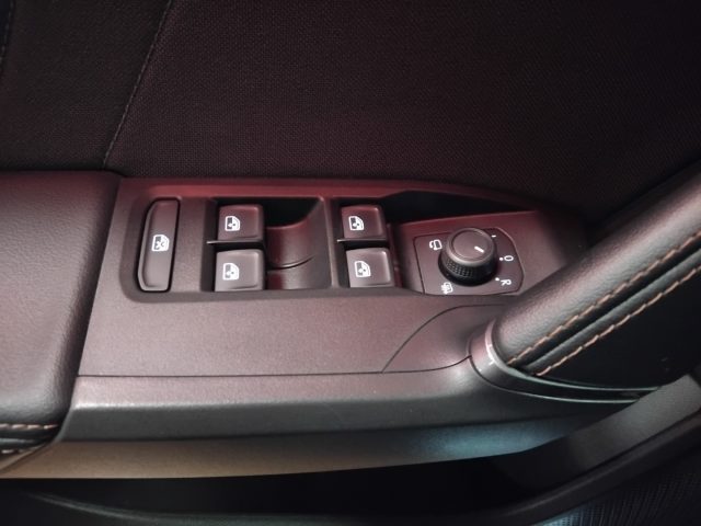 CUPRA Leon usata, con Bracciolo