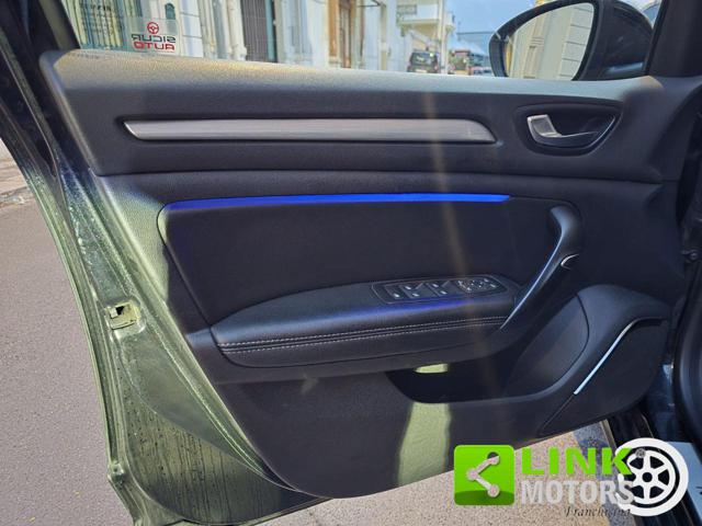 RENAULT Megane usata, con Airbag testa