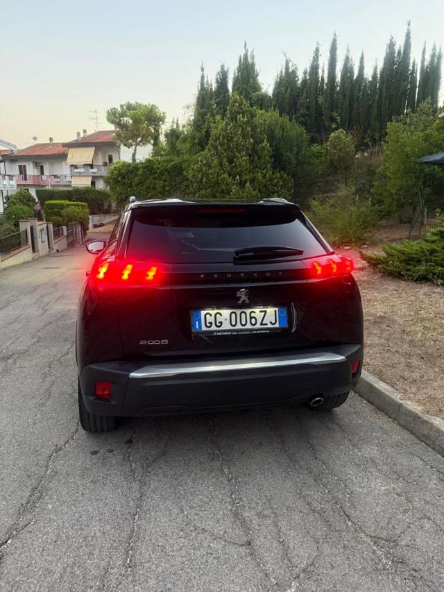 PEUGEOT 2008 usata, con Boardcomputer