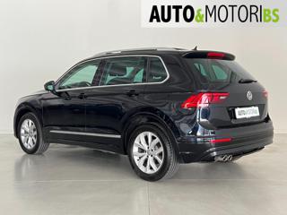 VOLKSWAGEN Tiguan usata, con Autoradio