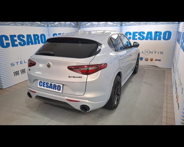 ALFA ROMEO Stelvio usata, con Sistema di navigazione