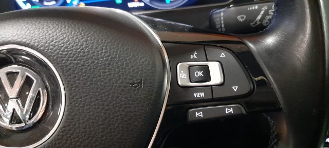 VOLKSWAGEN e-Golf usata, con Fari LED