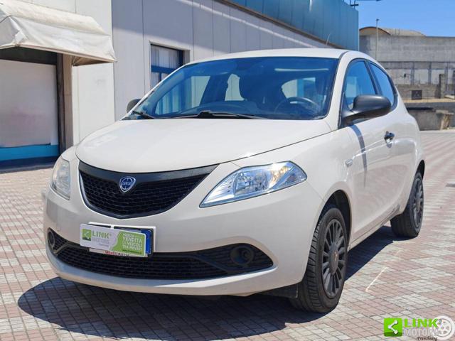 LANCIA Ypsilon usata, con ABS