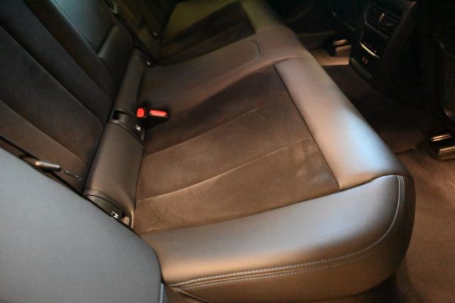 BMW 330 usata 52