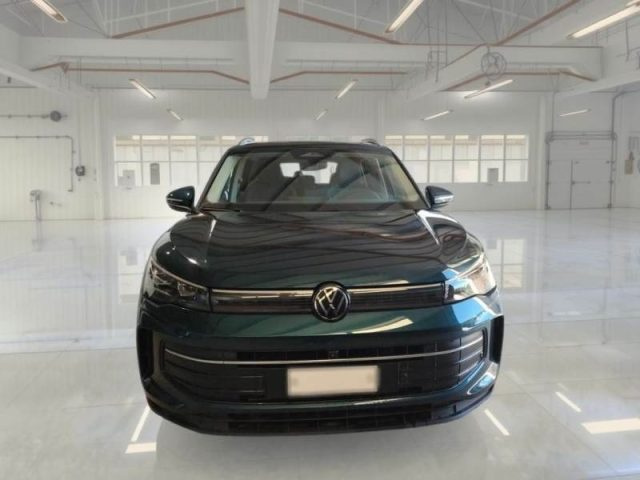 VOLKSWAGEN Tiguan usata, con Airbag laterali