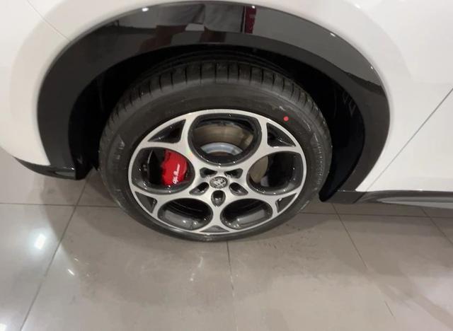 ALFA ROMEO Tonale usata, con Controllo automatico clima