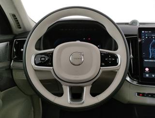 VOLVO XC90 usata, con Sedili riscaldati