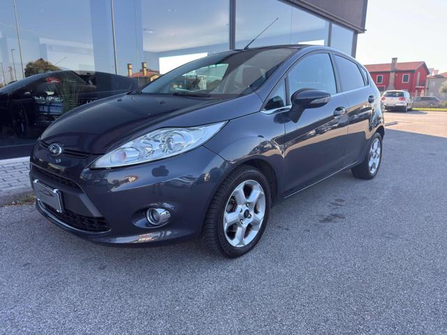 FORD Fiesta usata, con ABS