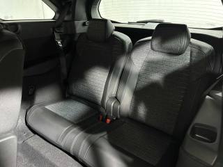 PEUGEOT 5008 usata, con Telecamera per parcheggio assistito