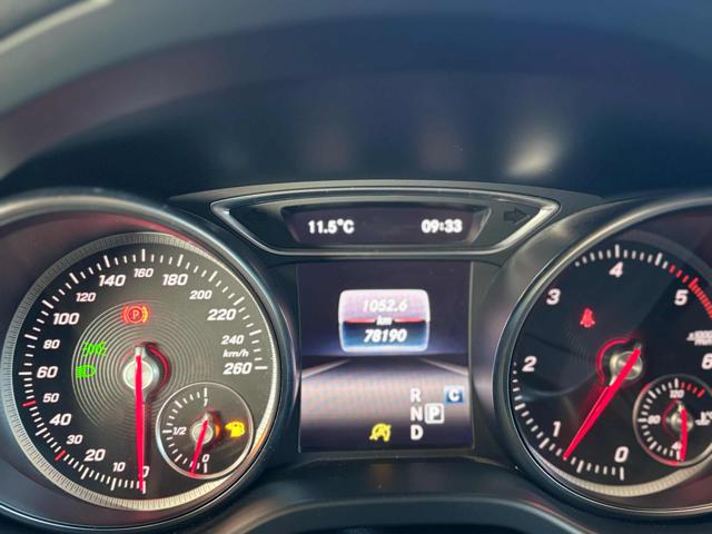 MERCEDES-BENZ CLA 200 usata, con Chiusura centralizzata