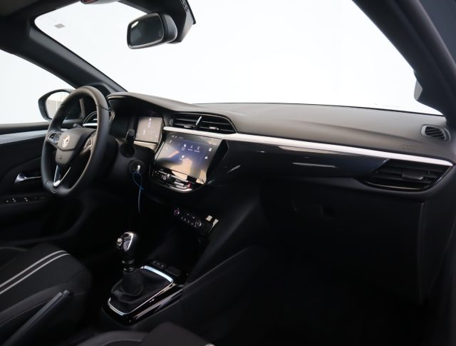 OPEL Corsa usata, con ESP