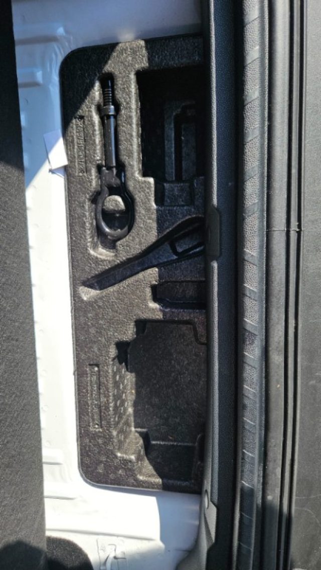 FORD EcoSport usata, con Autoradio digitale