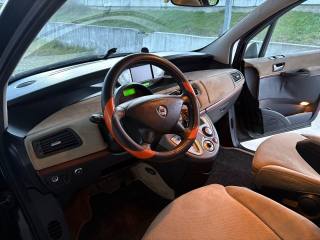 LANCIA Phedra usata, con Fari Xenon