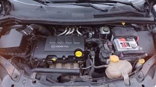 OPEL Corsa usata, con Airbag testa