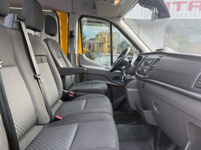 FORD Transit usata, con USB