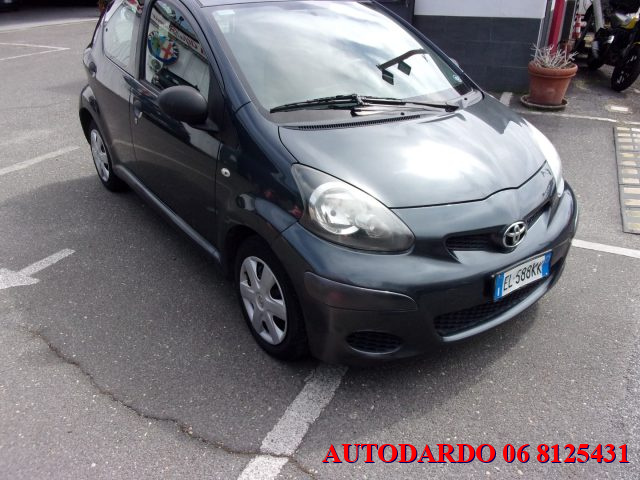 TOYOTA Aygo usata 15