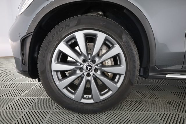 MERCEDES-BENZ GLC 220 usata 7