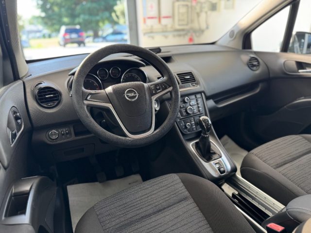 OPEL Meriva usata, con Fendinebbia