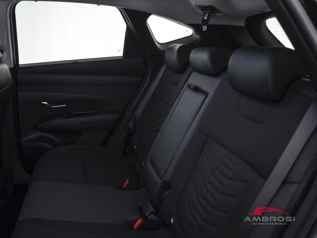 HYUNDAI Tucson usata 9