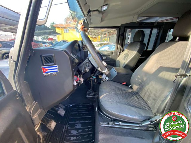 LAND ROVER Defender usata, con Servosterzo
