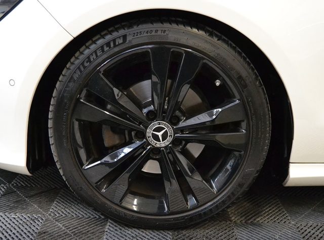 MERCEDES-BENZ CLA 180 usata, con Sistema di navigazione