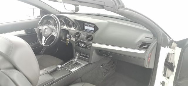 MERCEDES-BENZ E 220 usata 61