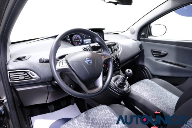 LANCIA Ypsilon usata, con Chiusura centralizzata
