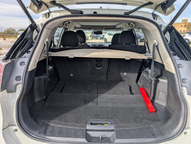 NISSAN X-Trail usata, con Volante in pelle