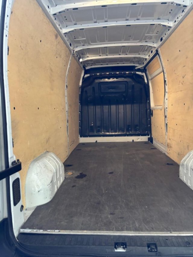 RENAULT Master usata, con Climatizzatore