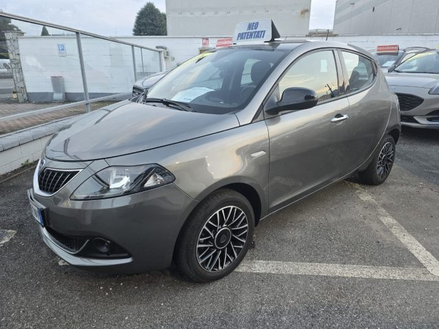 LANCIA Ypsilon usata, con ESP