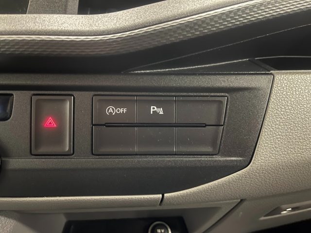 VOLKSWAGEN Caravelle usata 29