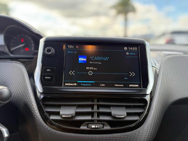 PEUGEOT 2008 usata, con Cruise Control