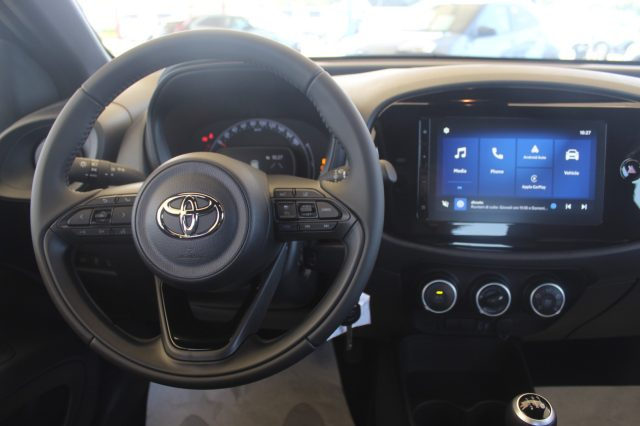 TOYOTA Aygo X usata, con Autoradio digitale
