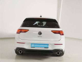 VOLKSWAGEN Golf usata, con Autoradio