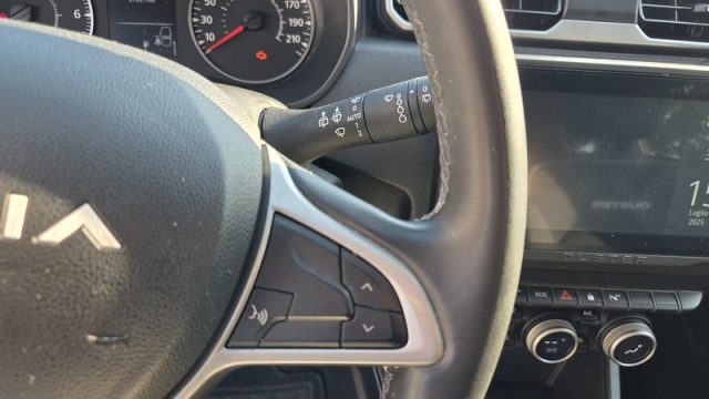 DACIA Duster usata, con Volante in pelle