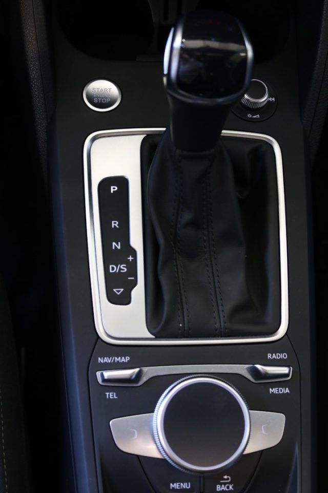 AUDI Q2 usata 26