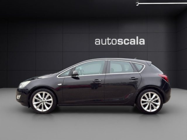 OPEL Astra usata, con Airbag