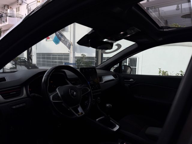 RENAULT Captur usata, con Sensori di parcheggio anteriori