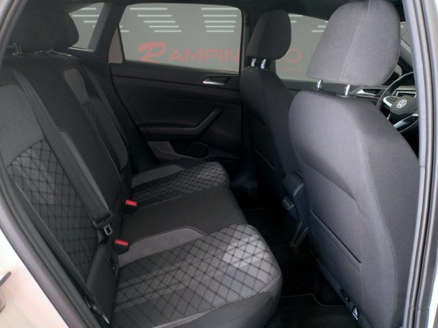 VOLKSWAGEN Taigo usata 15