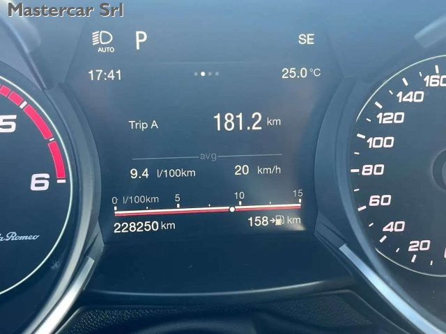 ALFA ROMEO Stelvio usata, con Controllo automatico clima
