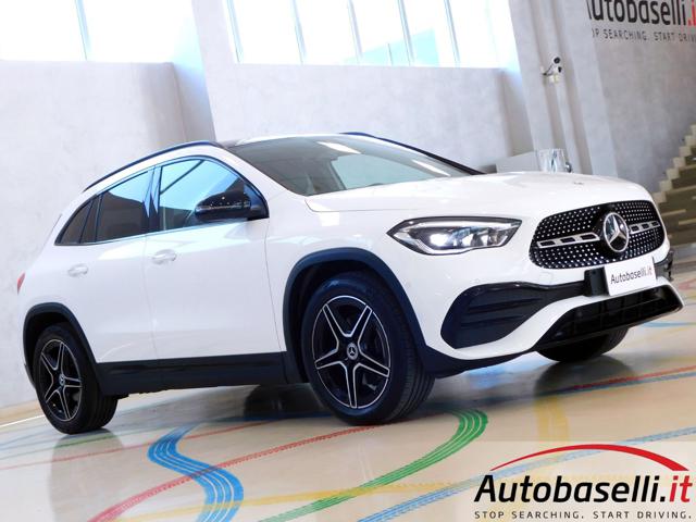 MERCEDES-BENZ GLA 200 usata, con Portellone posteriore elettrico