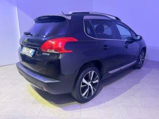 PEUGEOT 2008 usata 10