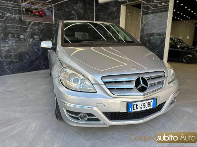 MERCEDES-BENZ B 200 usata, con Airbag