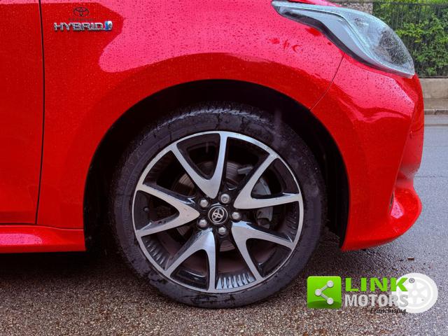 TOYOTA Yaris usata, con Fendinebbia