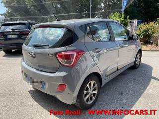 HYUNDAI i10 usata, con Airbag