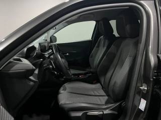 PEUGEOT 2008 usata, con Autoradio